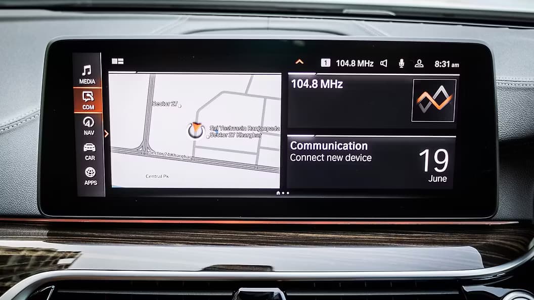 BMW 5 Series 530i xDrive, миниатюра 3